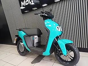 Used 2023 Yamaha Neos Green - Interior and Exterior details 5