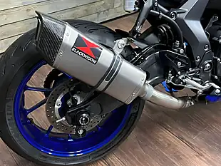 Used 2023 Yamaha R7 700 Blue - Interior and Exterior details 4