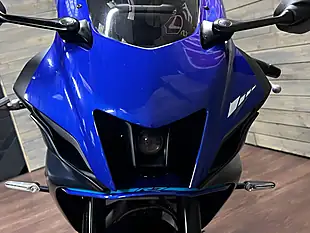 Used 2023 Yamaha R7 700 Blue - Interior and Exterior details 8