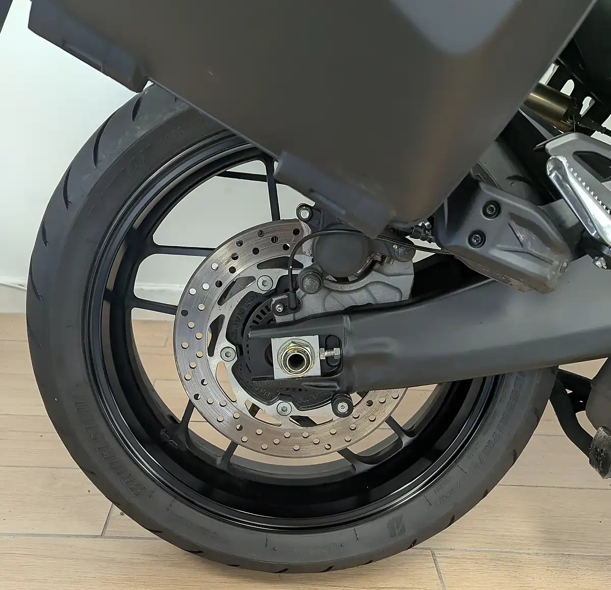 Used 2023 Yamaha Tracer 9 Gt+ Grey - Interior and Exterior details 12
