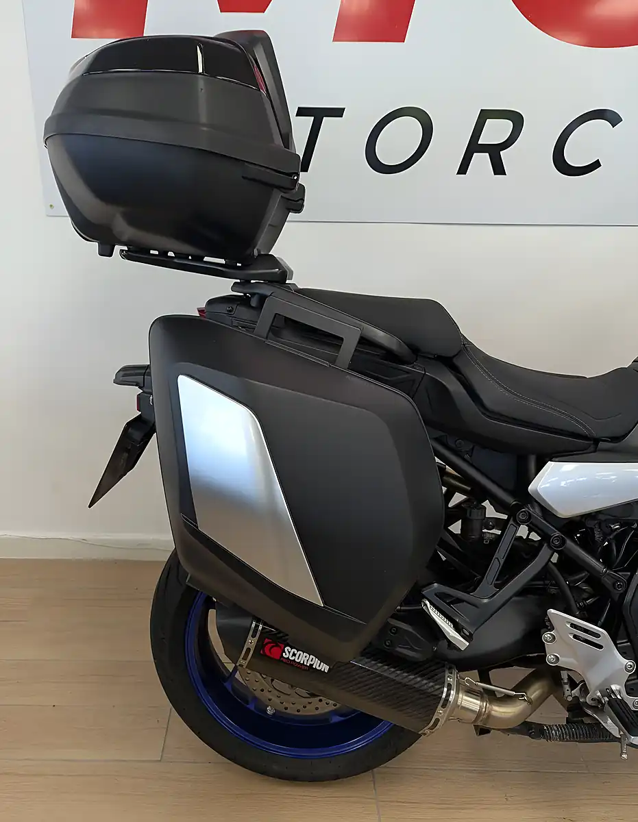 Used 2023 Yamaha Tracer 9 Gt+ Silver - Interior and Exterior details 17