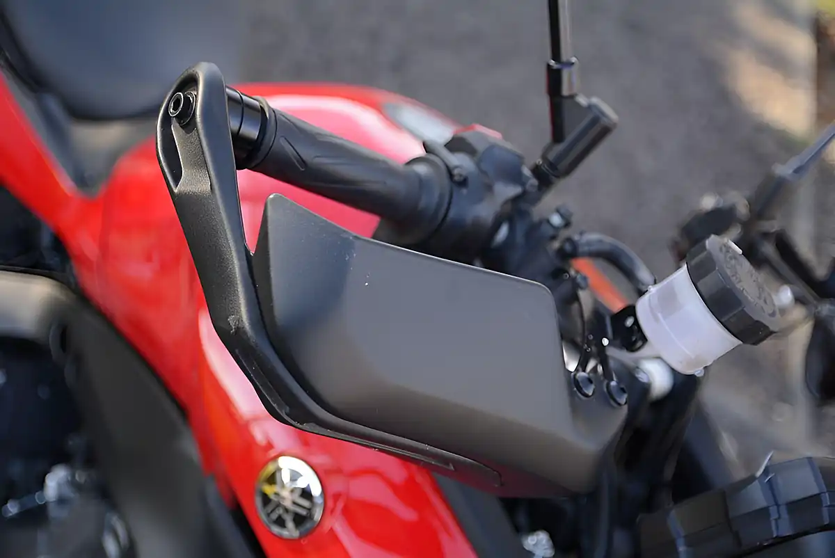 Used 2023 Yamaha Tracer 9 Red - Interior and Exterior details 9