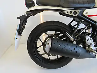 Used 2023 Yamaha XSR125 Heritage Heritage White - Interior and Exterior details 3