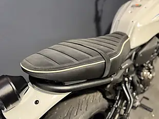 Used 2023 Yamaha XSR700 - Interior and Exterior details 13