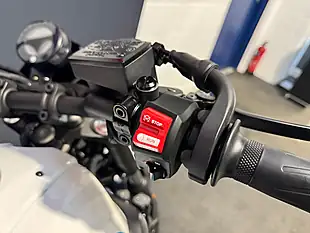 Used 2023 Yamaha XSR700 - Interior and Exterior details 14