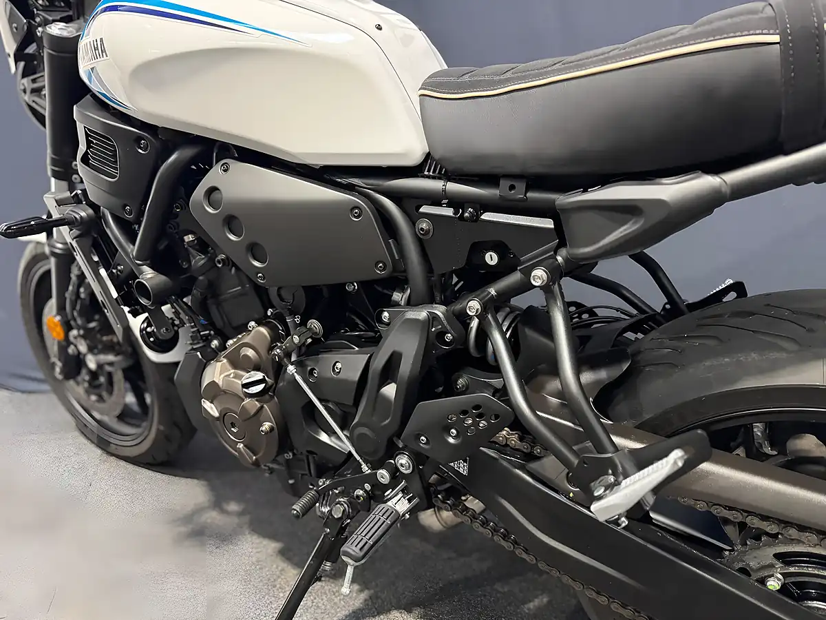 Used 2023 Yamaha XSR700 - Interior and Exterior details 19