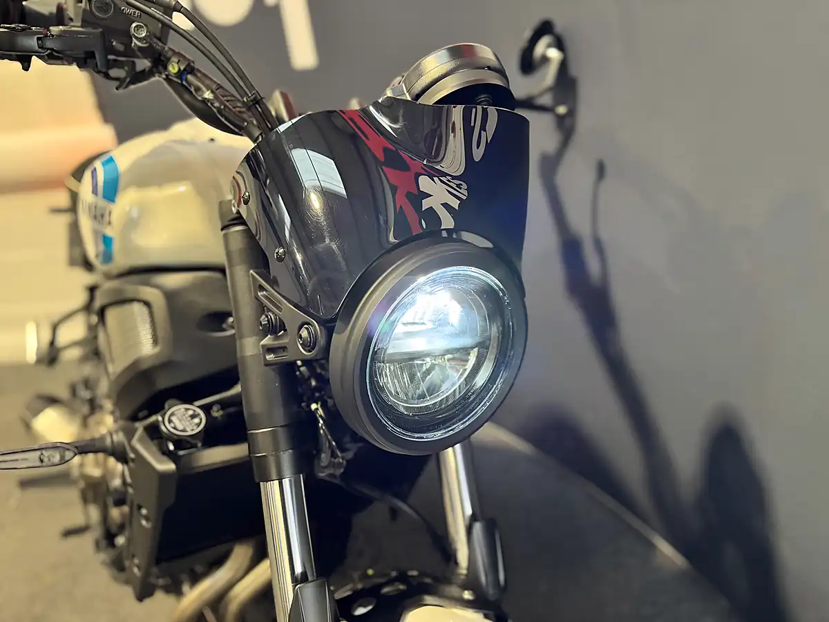 Used 2023 Yamaha XSR700 - Interior and Exterior details 8