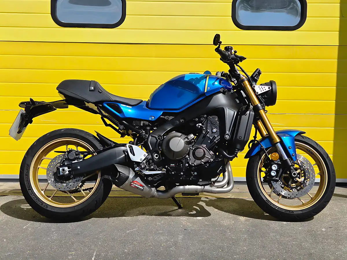 Used 2023 Yamaha XSR900 Blue - Interior and Exterior details 2