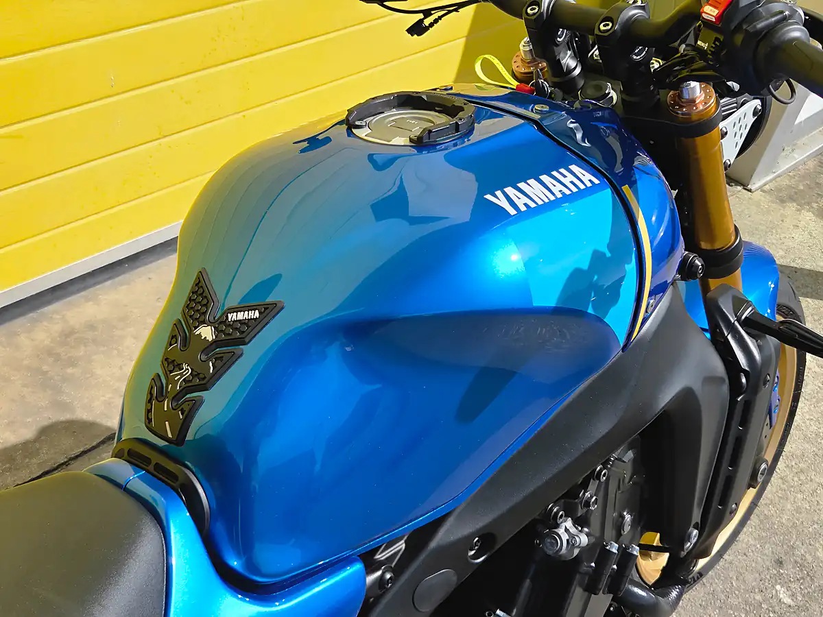Used 2023 Yamaha XSR900 Blue - Interior and Exterior details 20