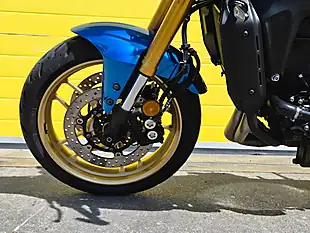 Used 2023 Yamaha XSR900 Blue - Interior and Exterior details 9