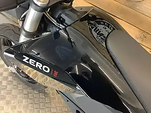 Used 2023 Zero Fxe Black - Interior and Exterior details 12