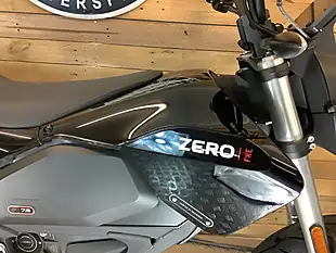 Used 2023 Zero Fxe Black - Interior and Exterior details 9