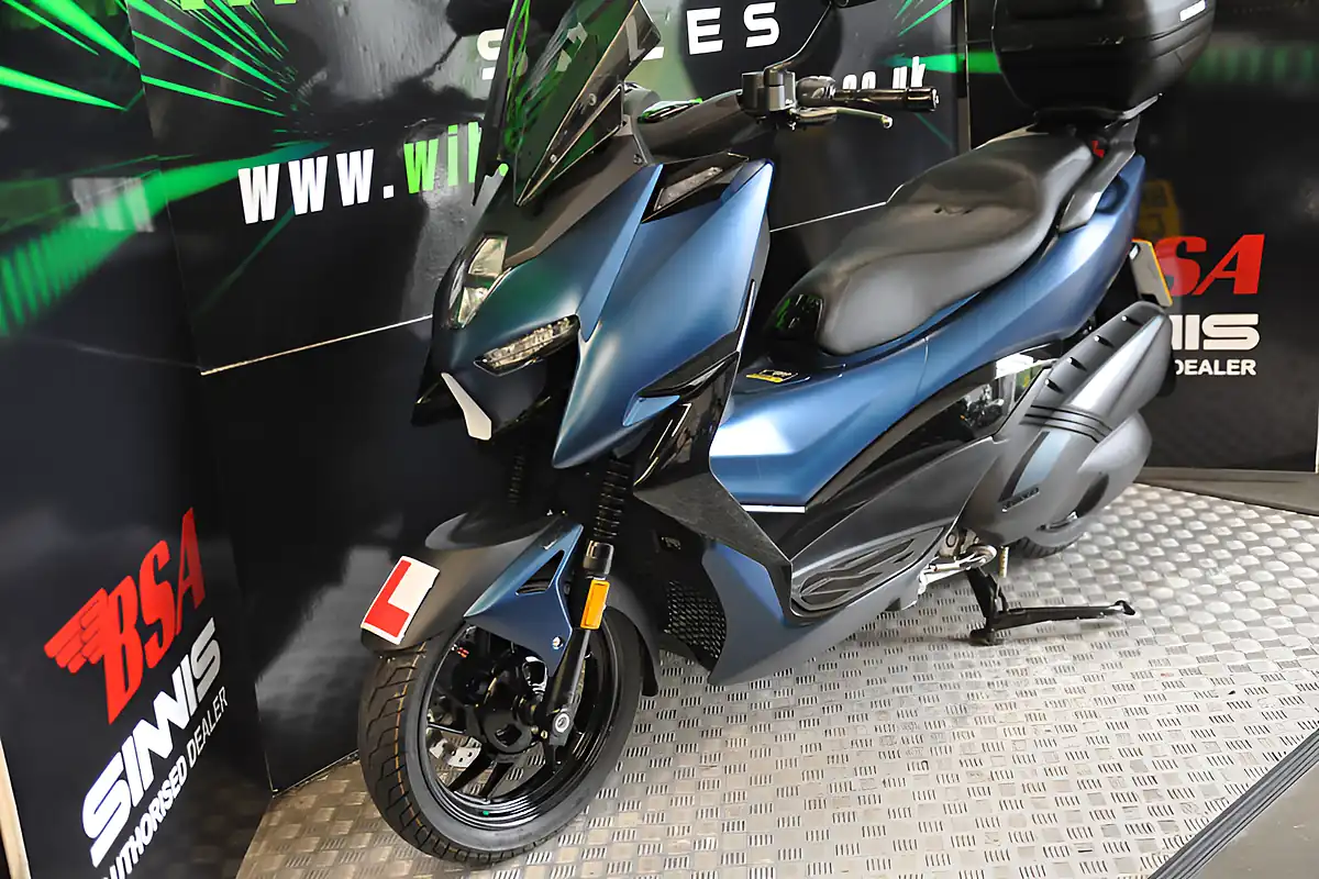 Used 2023 Zontes Zt 125-M Blue - Interior and Exterior details 2