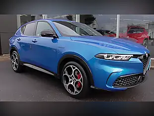 Used 2024 Alfa Romeo Tonale Veloce Blue - Interior and Exterior details 6