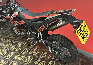 Used 2024 Aprilia Sx 125 Super Moto Black - Interior and Exterior details 10