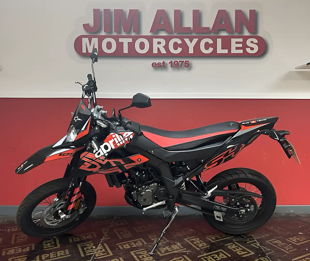 Used 2024 Aprilia Sx 125 Super Moto Black - Interior and Exterior details 2