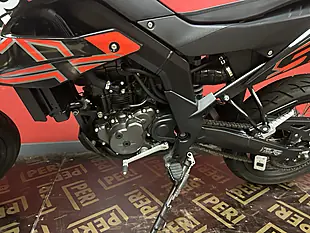 Used 2024 Aprilia Sx 125 Super Moto Black - Interior and Exterior details 4