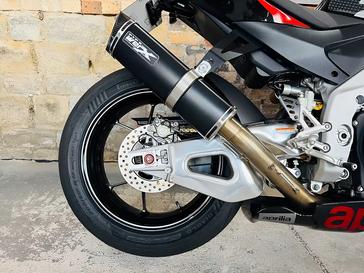Used 2024 Aprilia Tuono 1100 V4 Factory Time Attack Multicolour - Interior and Exterior details 10