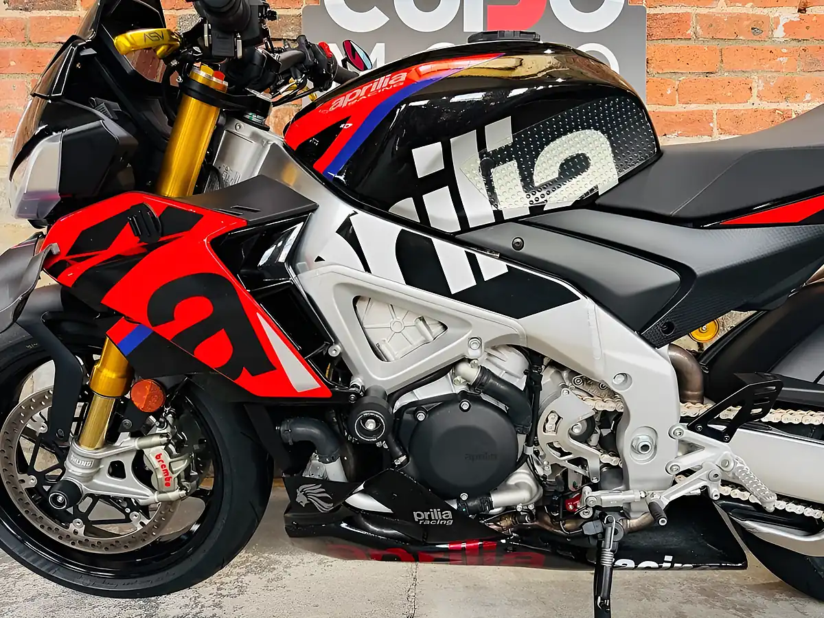 Used 2024 Aprilia Tuono 1100 V4 Factory Time Attack Multicolour - Interior and Exterior details 16