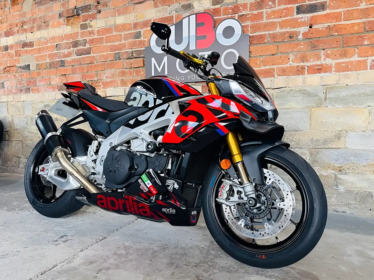 Used 2024 Aprilia Tuono 1100 V4 Factory Time Attack Multicolour - Interior and Exterior details 3