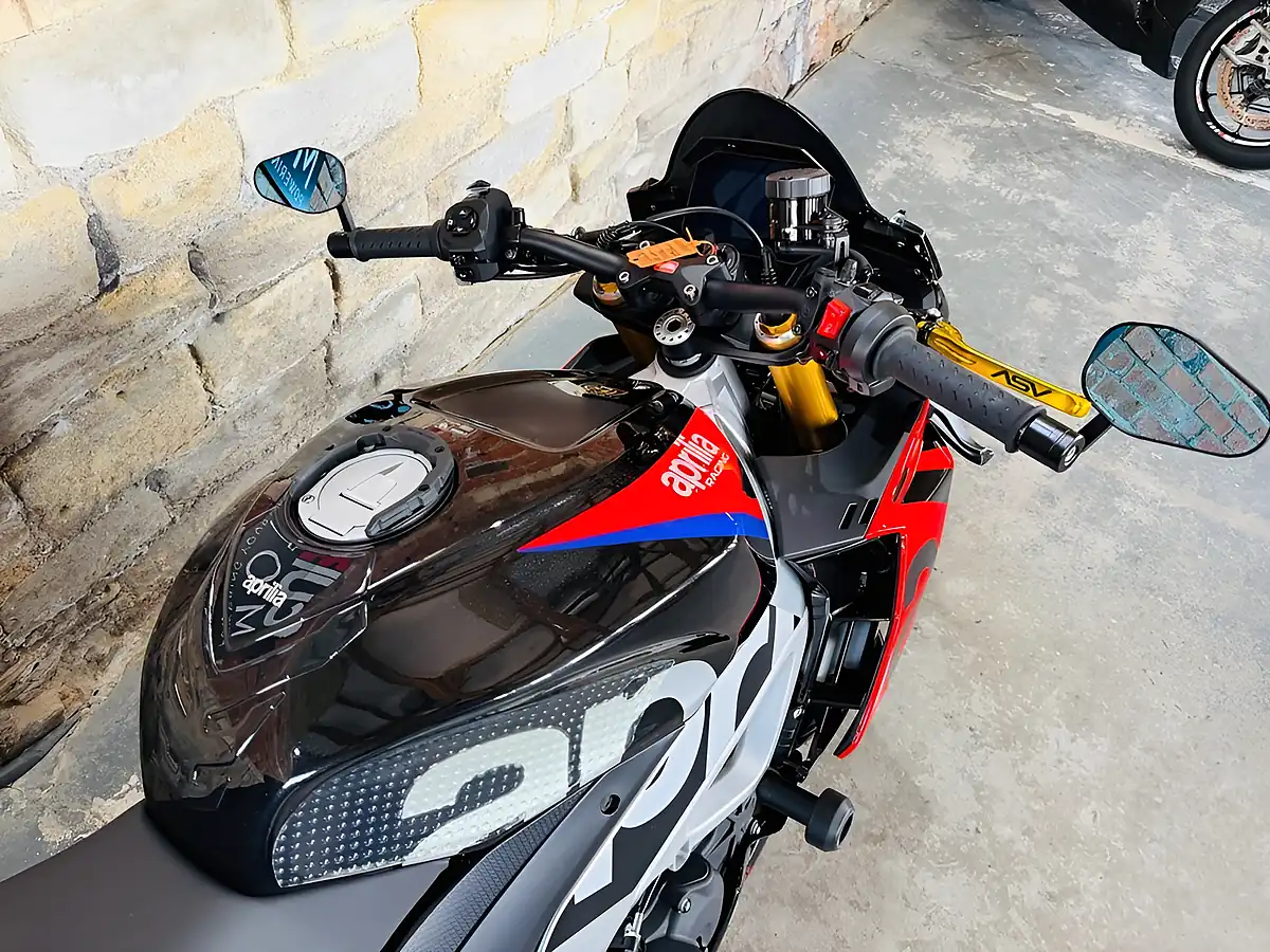 Used 2024 Aprilia Tuono 1100 V4 Factory Time Attack Multicolour - Interior and Exterior details 8