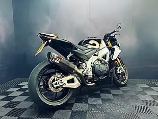 Used 2024 Aprilia Tuono V4 1100 Factory Ultra Gold - Interior and Exterior details 12