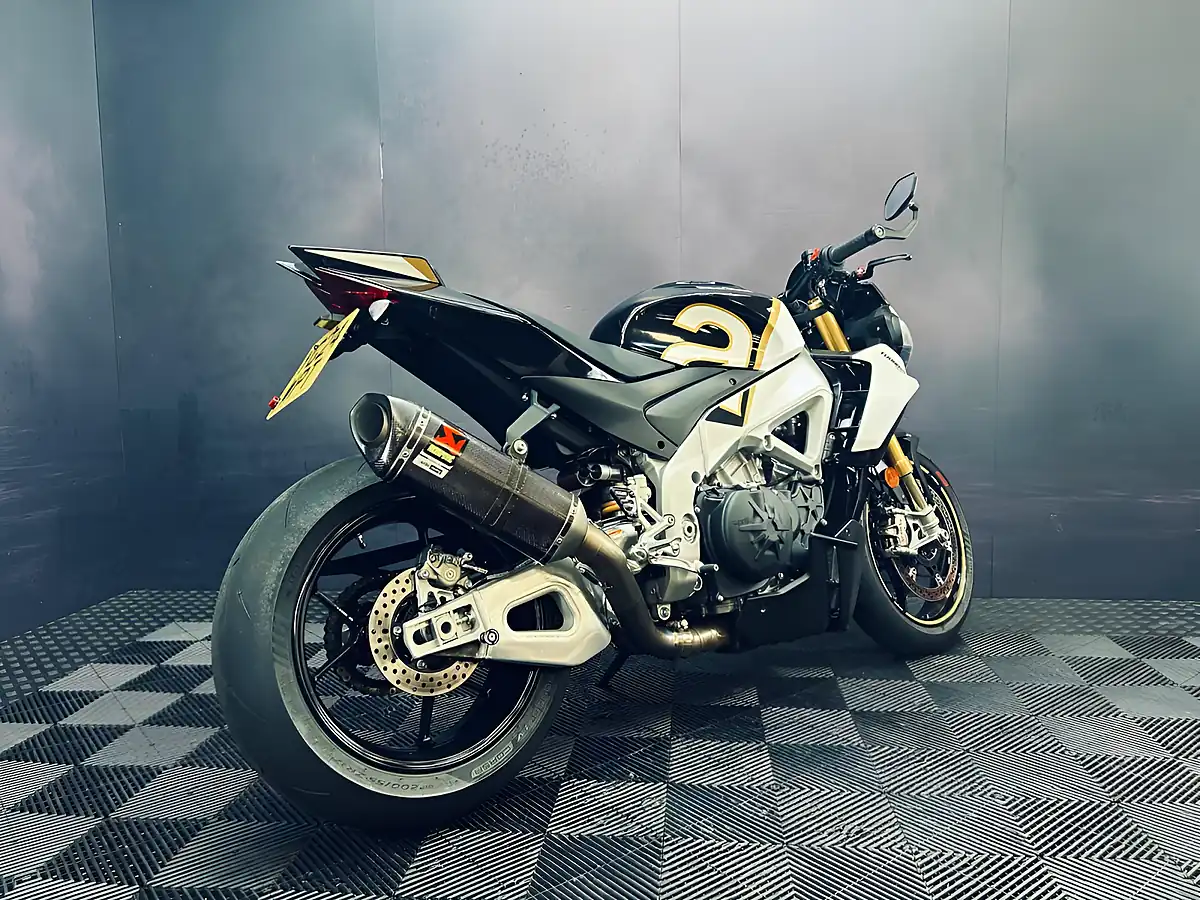 Used 2024 Aprilia Tuono V4 1100 Factory Ultra Gold - Interior and Exterior details 12