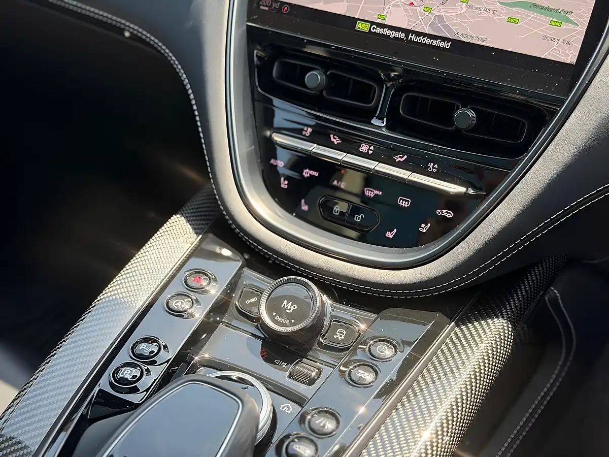 Used 2024 Aston Martin Dbx 707 Cumberland Grey - Interior and Exterior details 20