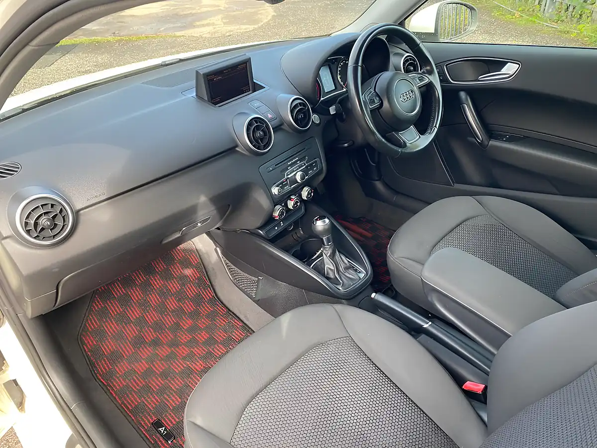 Used 2024 Audi A1 White - Interior and Exterior details 6