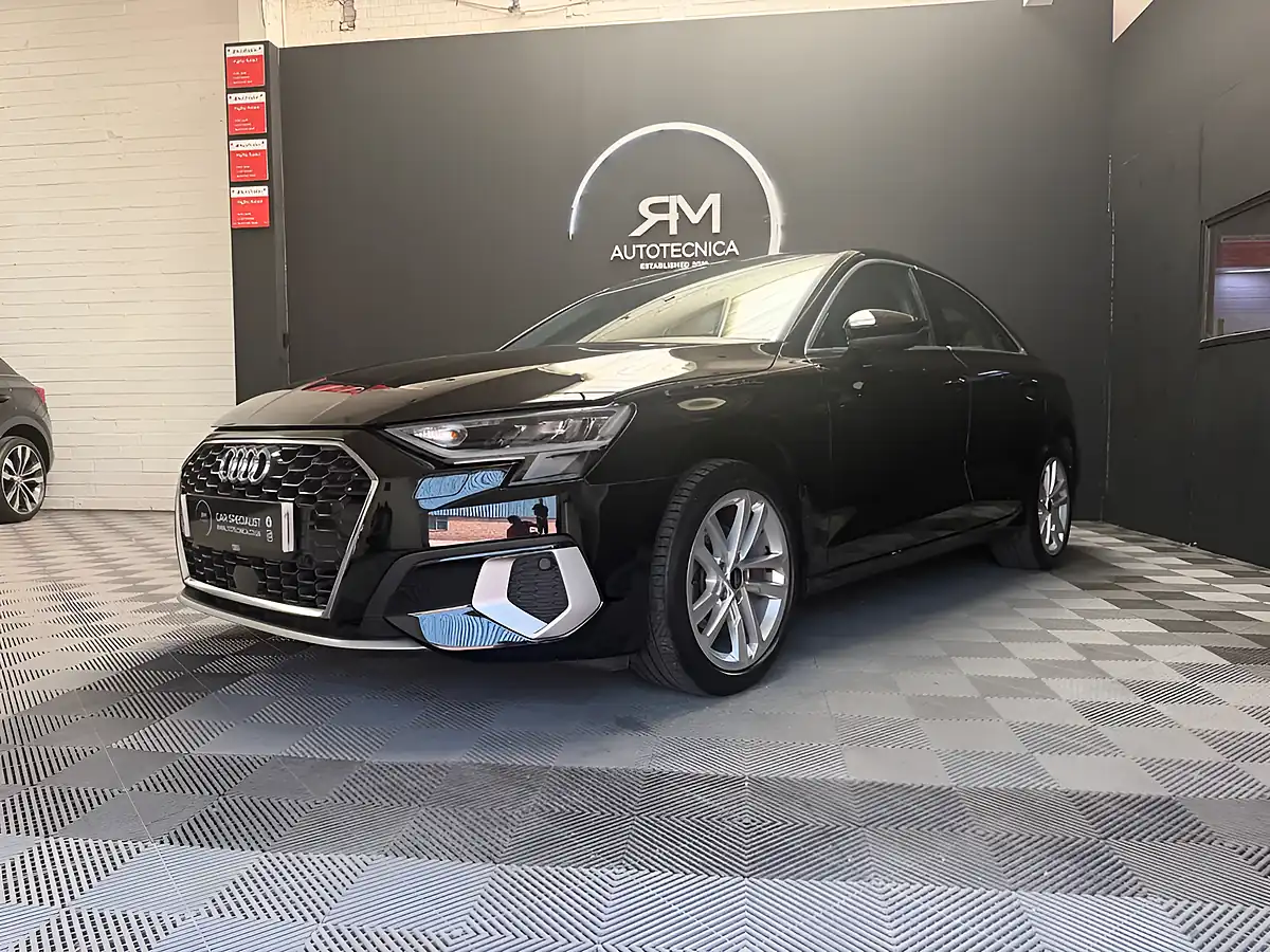 Used 2024 Audi A3 Sport Black - Interior and Exterior details 3