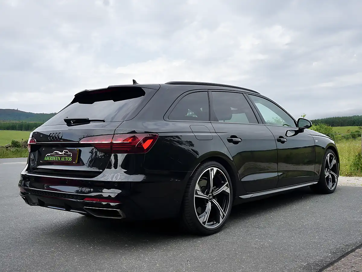 Used 2024 Audi A4 Avant Black Edition Black - Interior and Exterior details 9