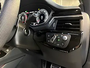 Used 2024 Audi A4 Avant Black Edition Blue - Interior and Exterior details 13
