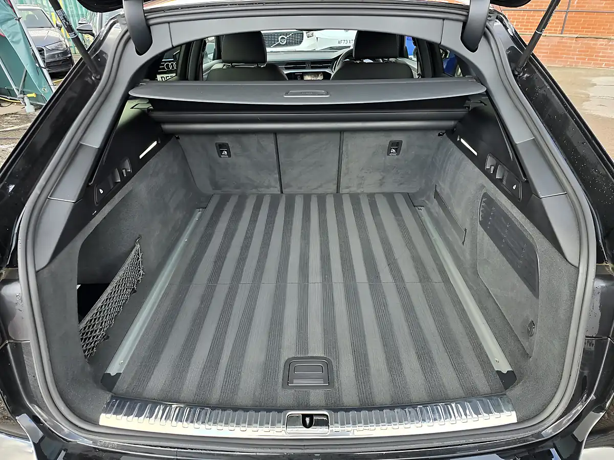 Used 2024 Audi A6 Avant S Line Black - Interior and Exterior details 20