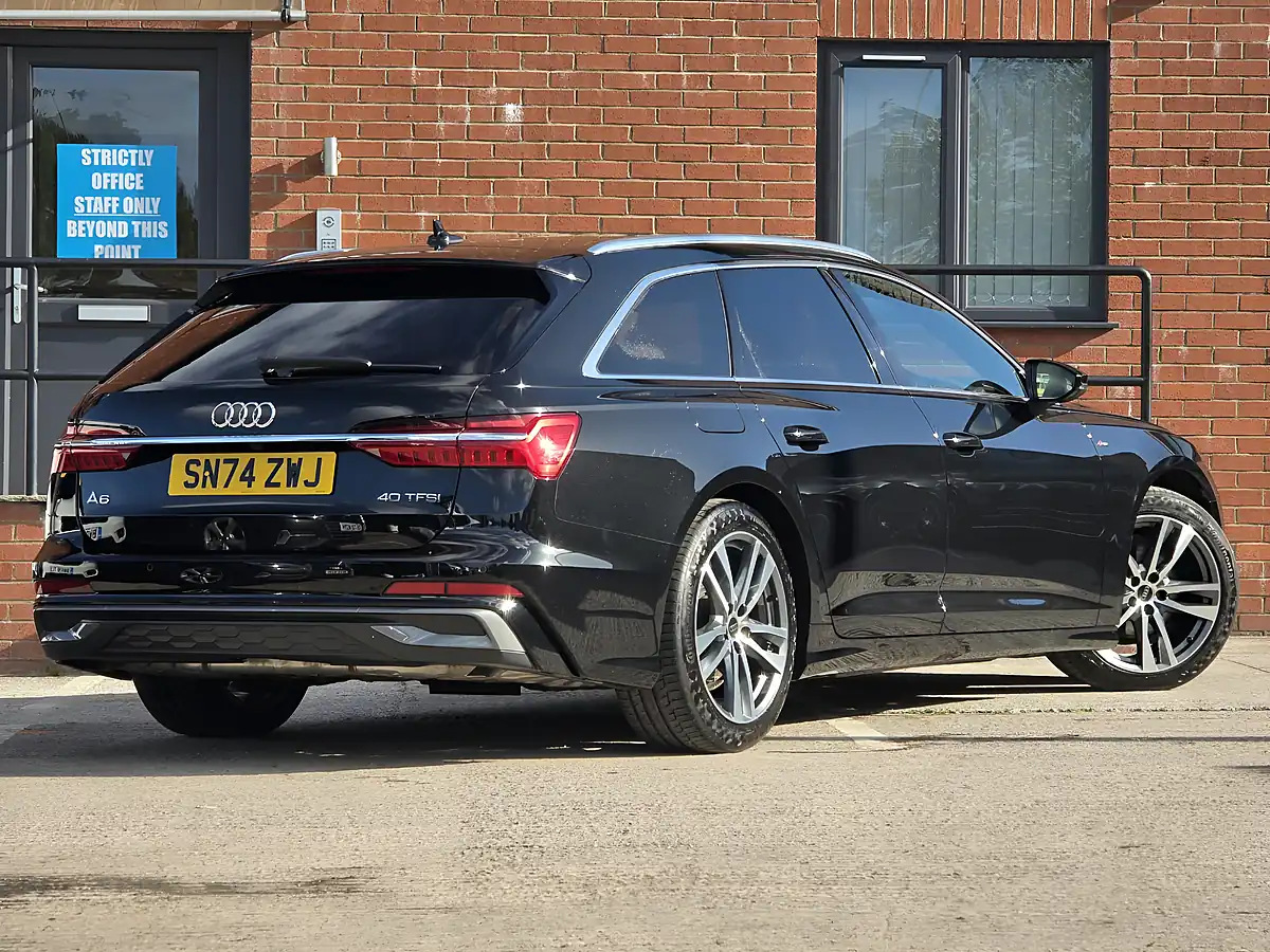 Used 2024 Audi A6 Avant S Line Black - Interior and Exterior details 6