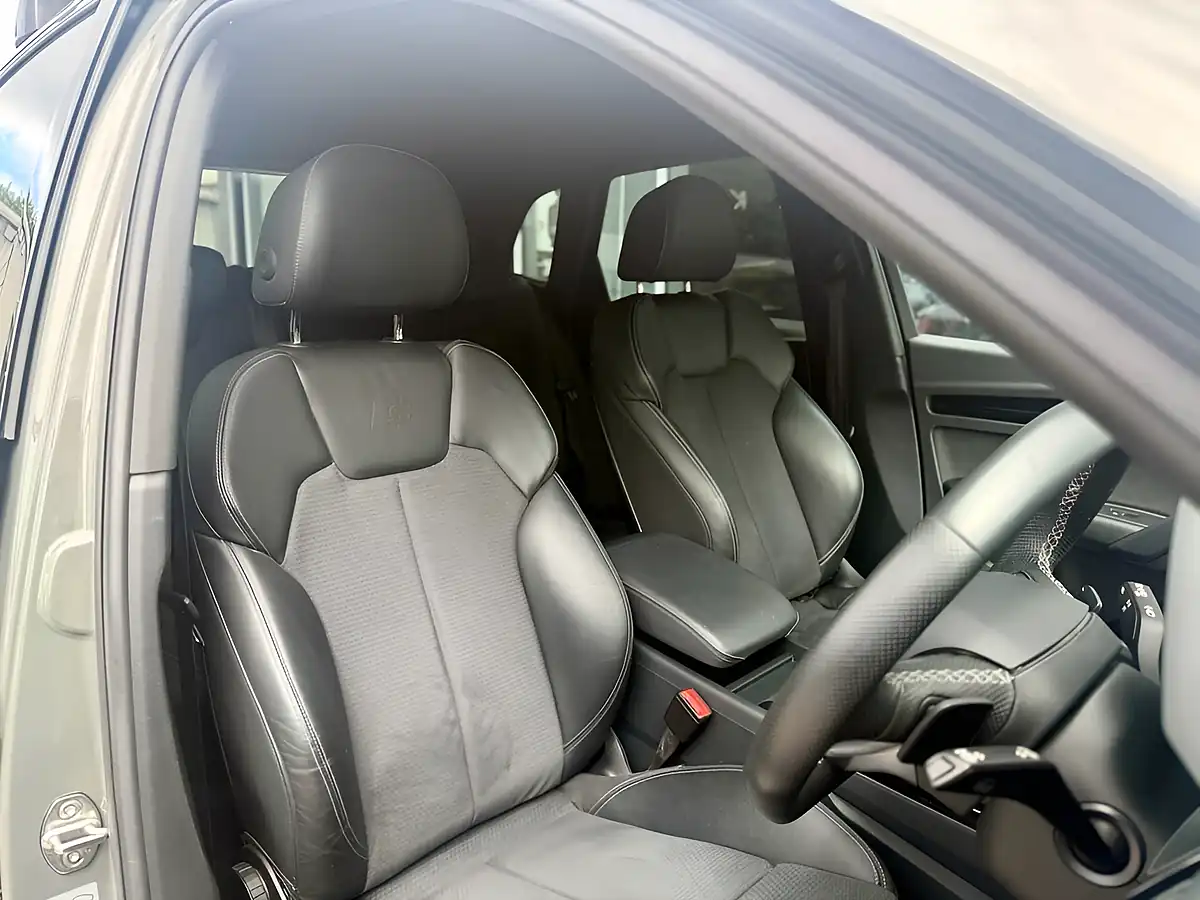Used 2024 Audi Q5 Black Edition Grey - Interior and Exterior details 5
