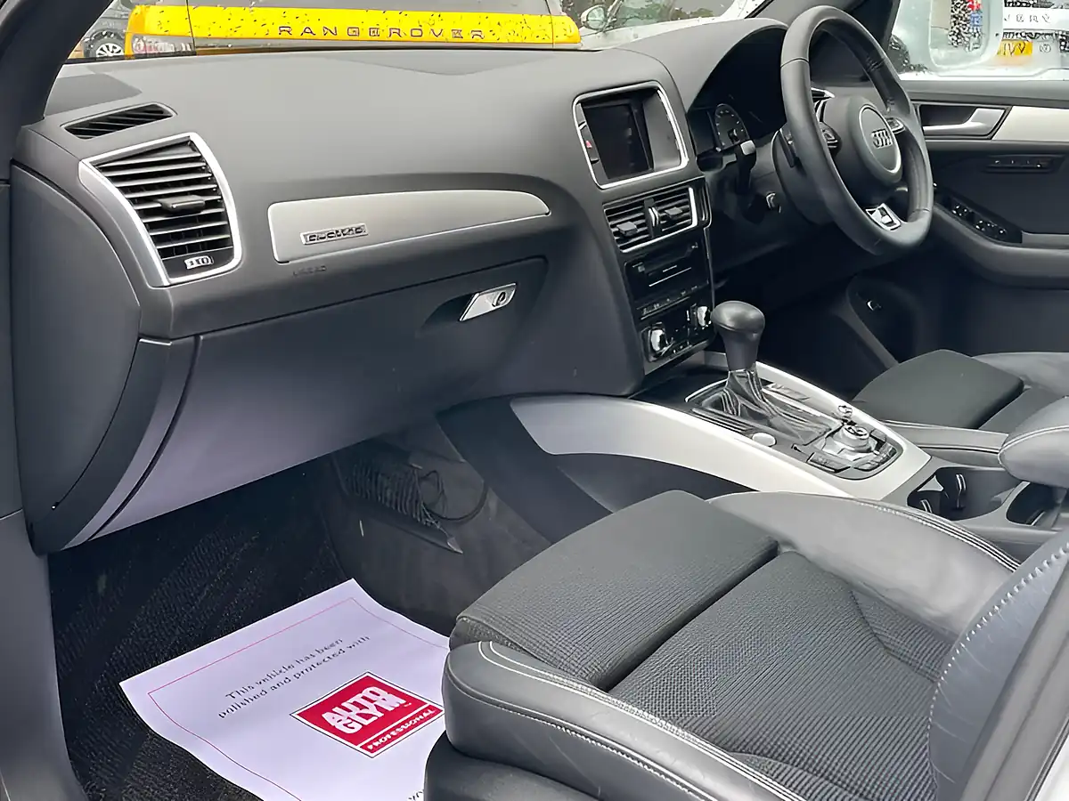 Used 2024 Audi Q5 S Line - Interior and Exterior details 16