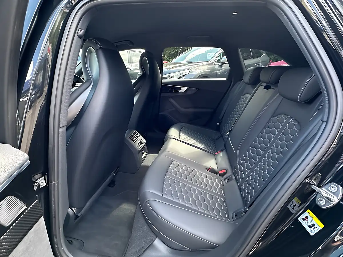 Used 2024 Audi RS4 Avant Carbon Black Black - Interior and Exterior details 10