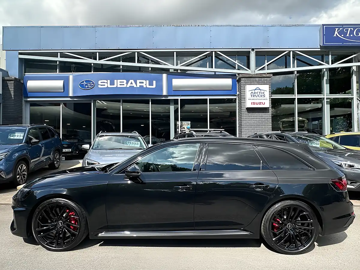 Used 2024 Audi RS4 Avant Carbon Black Black - Interior and Exterior details 2