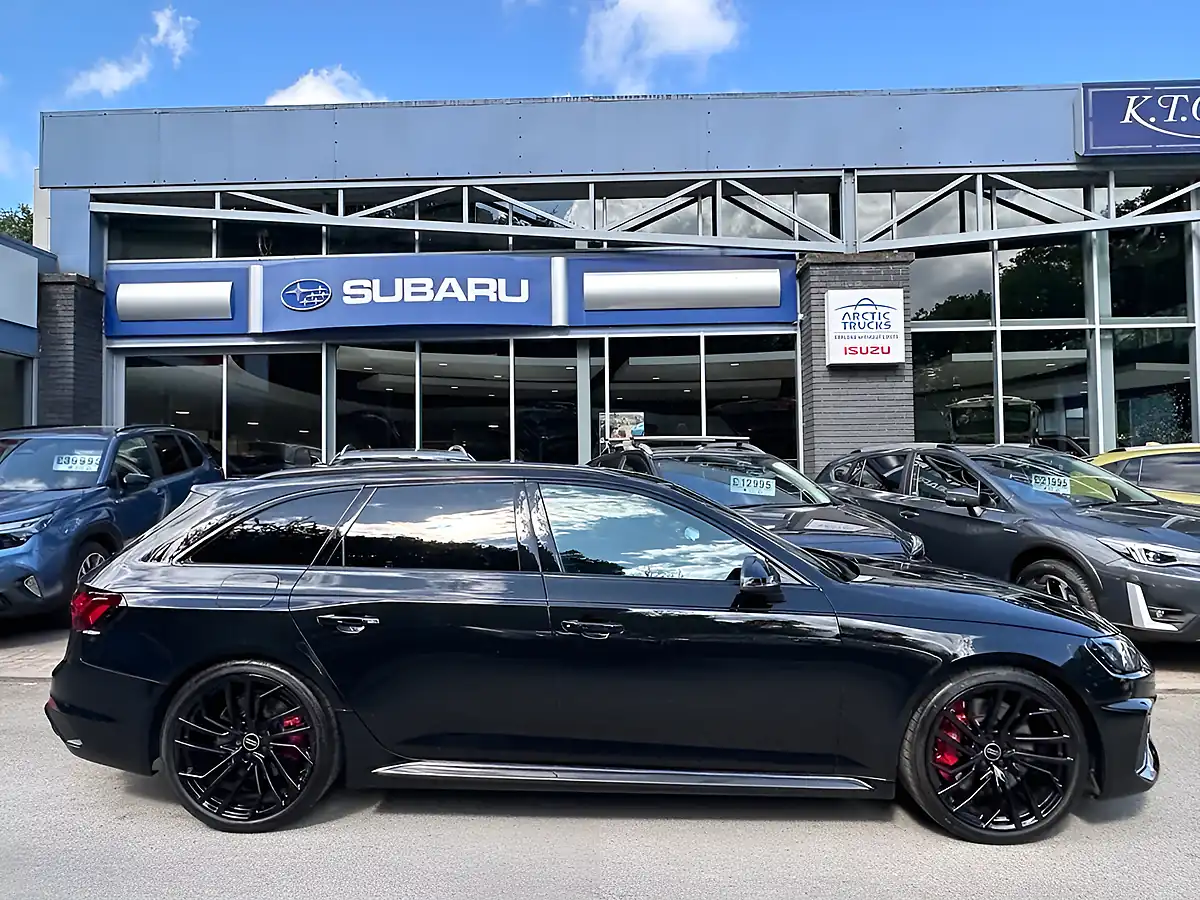 Used 2024 Audi RS4 Avant Carbon Black Black - Interior and Exterior details 5