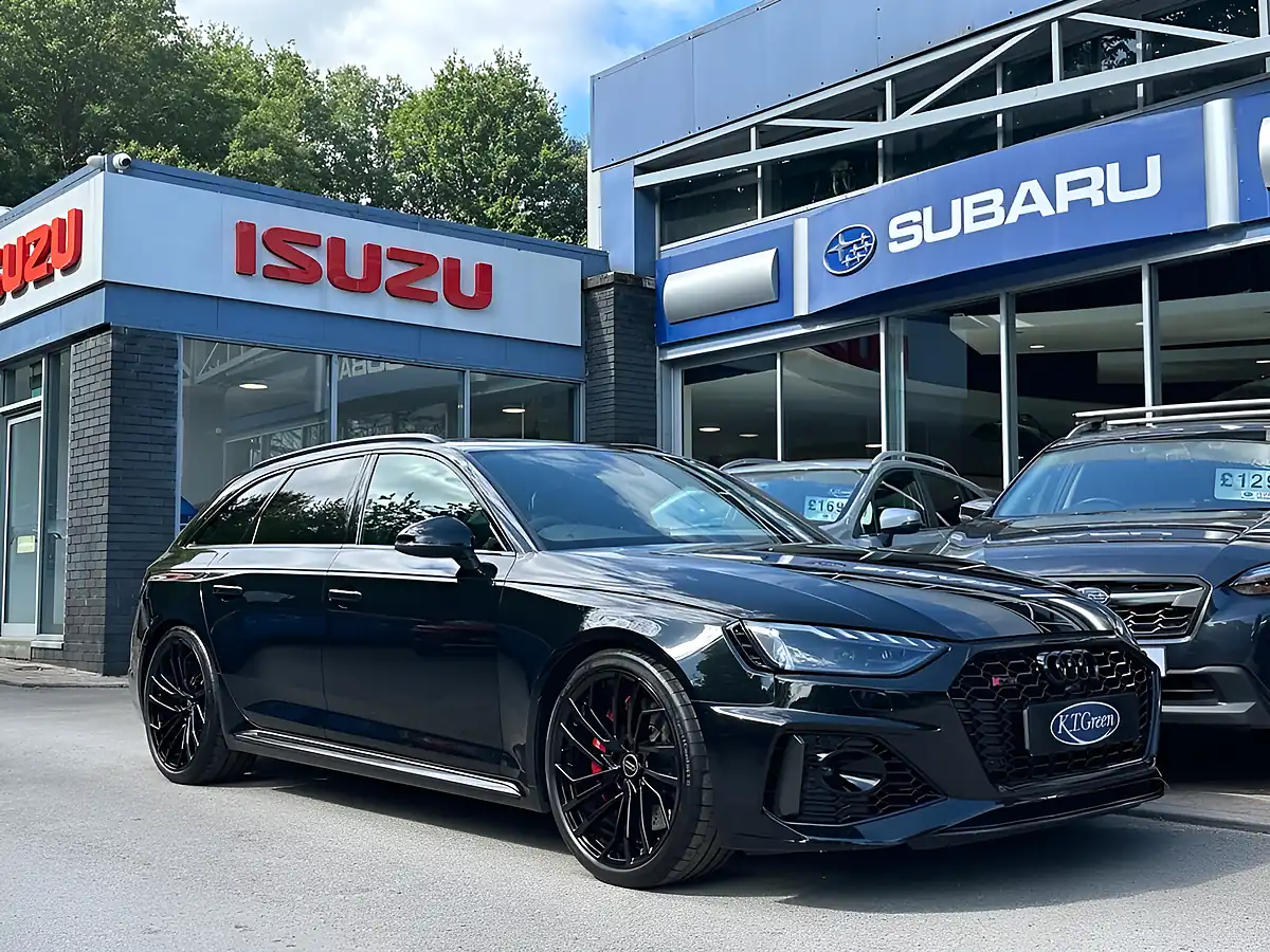 Used 2024 Audi RS4 Avant Carbon Black Black - Interior and Exterior details 6