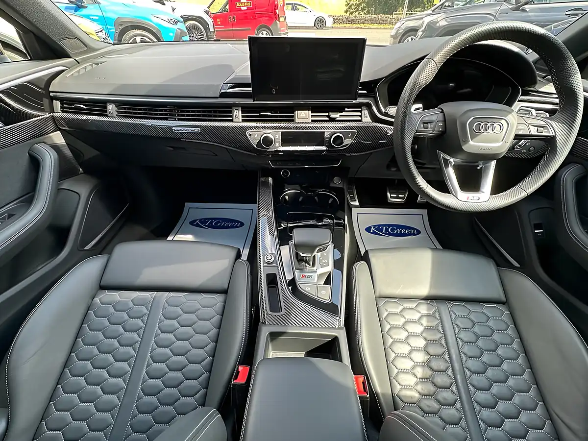 Used 2024 Audi RS4 Avant Carbon Black Black - Interior and Exterior details 9