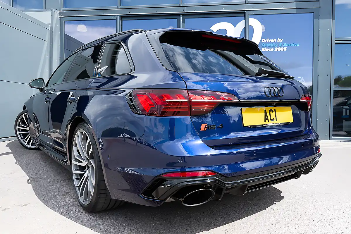 Used 2024 Audi RS4 Avant Vorsprung Navarra Blue - Interior and Exterior details 16