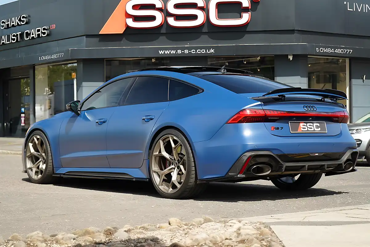 Used 2024 Audi RS7 Performance Carbon Vorsprung Ascari Blue - Interior and Exterior details 2
