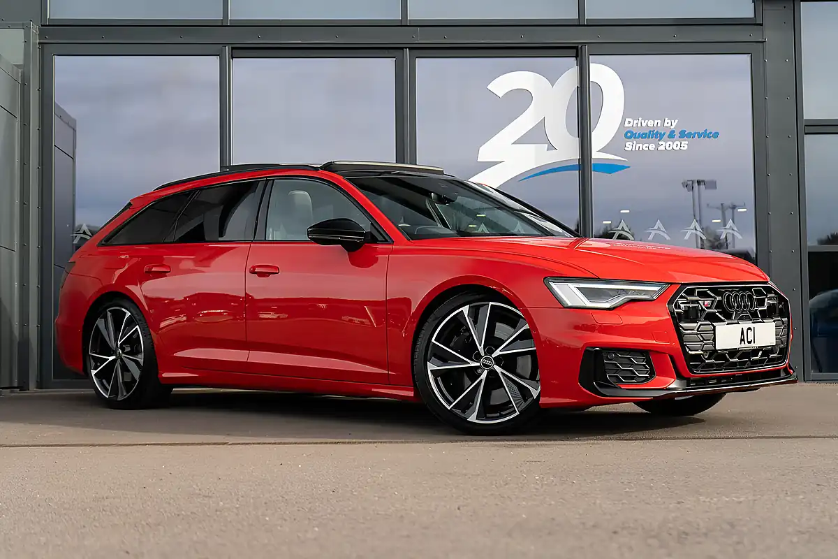 Used 2024 Audi S6 Avant Misano Red Pearl - Front View