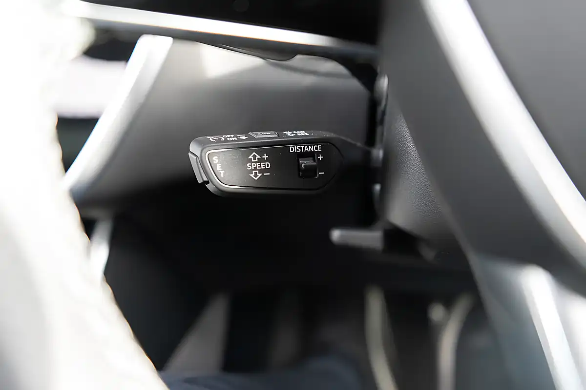 Used 2024 Audi S6 Avant Misano Red Pearl - Interior and Exterior details 10