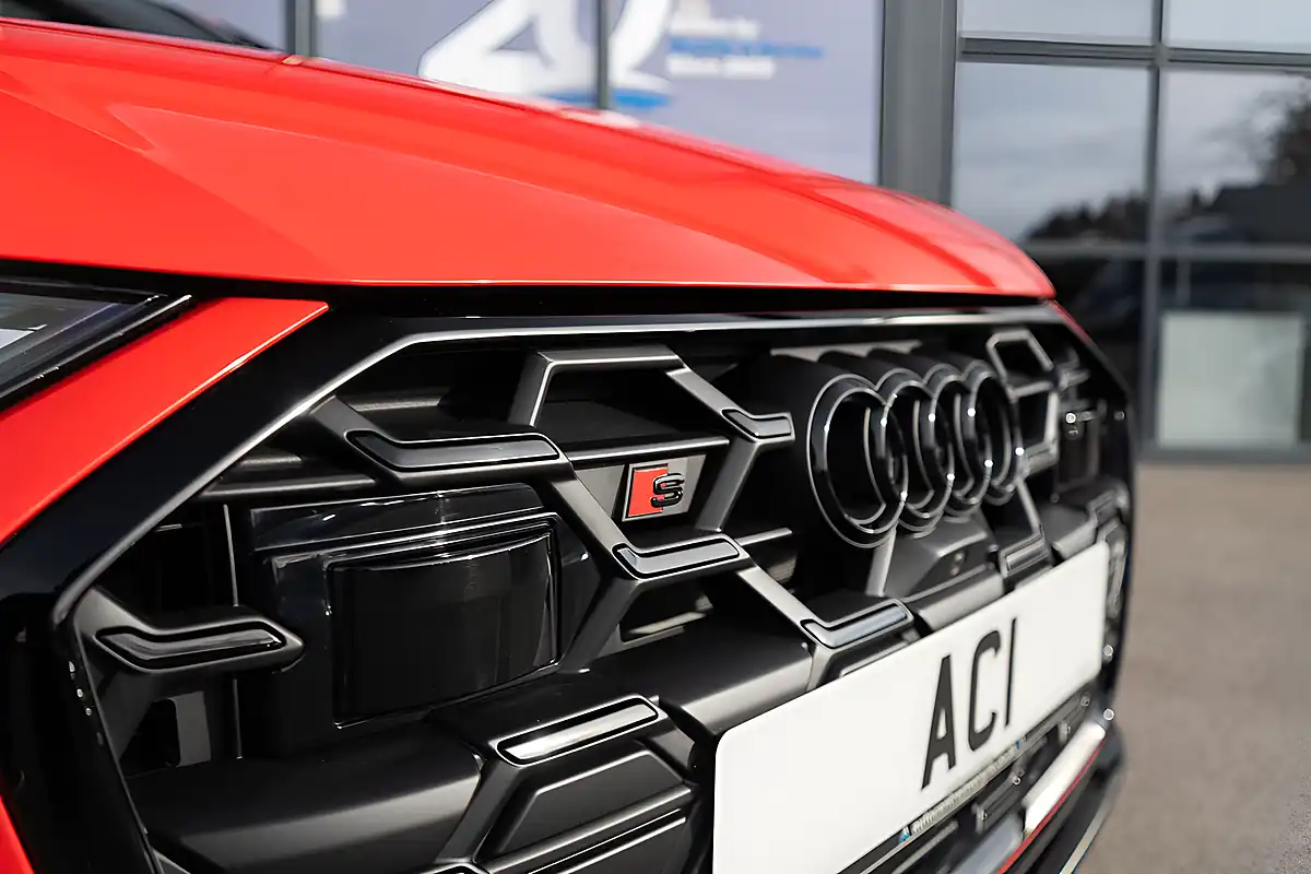 Used 2024 Audi S6 Avant Misano Red Pearl - Interior and Exterior details 12