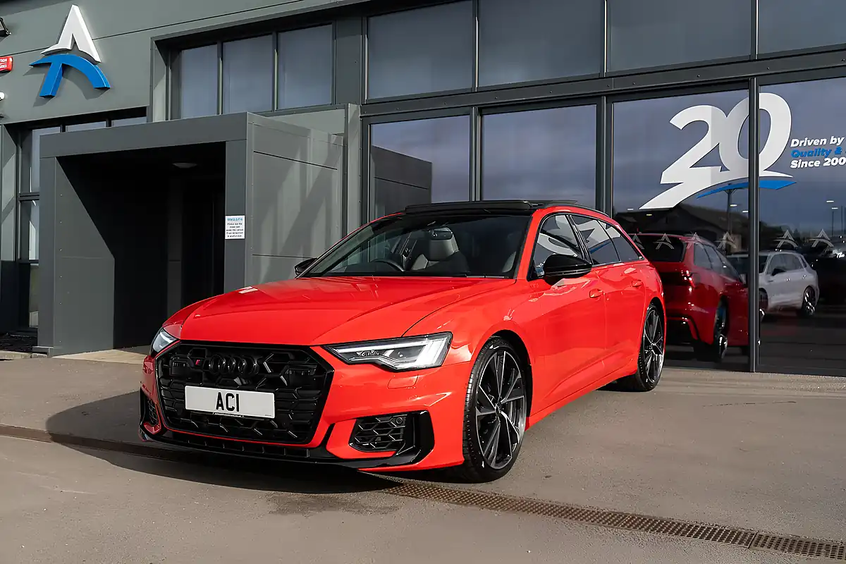 Used 2024 Audi S6 Avant Misano Red Pearl - Interior and Exterior details 18