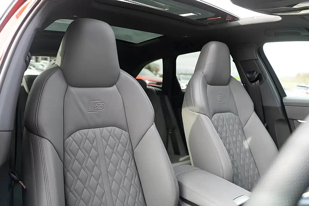 Used 2024 Audi S6 Avant Misano Red Pearl - Interior and Exterior details 5
