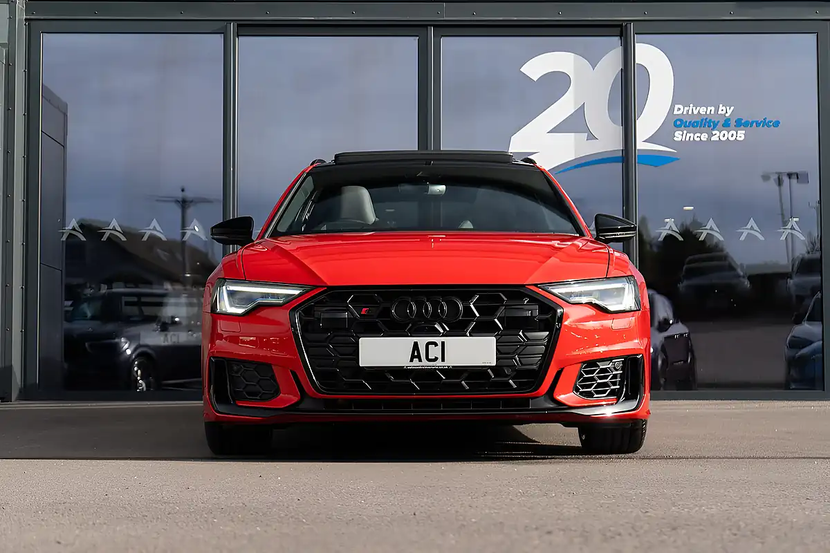 Used 2024 Audi S6 Avant Misano Red Pearl - Interior and Exterior details 8