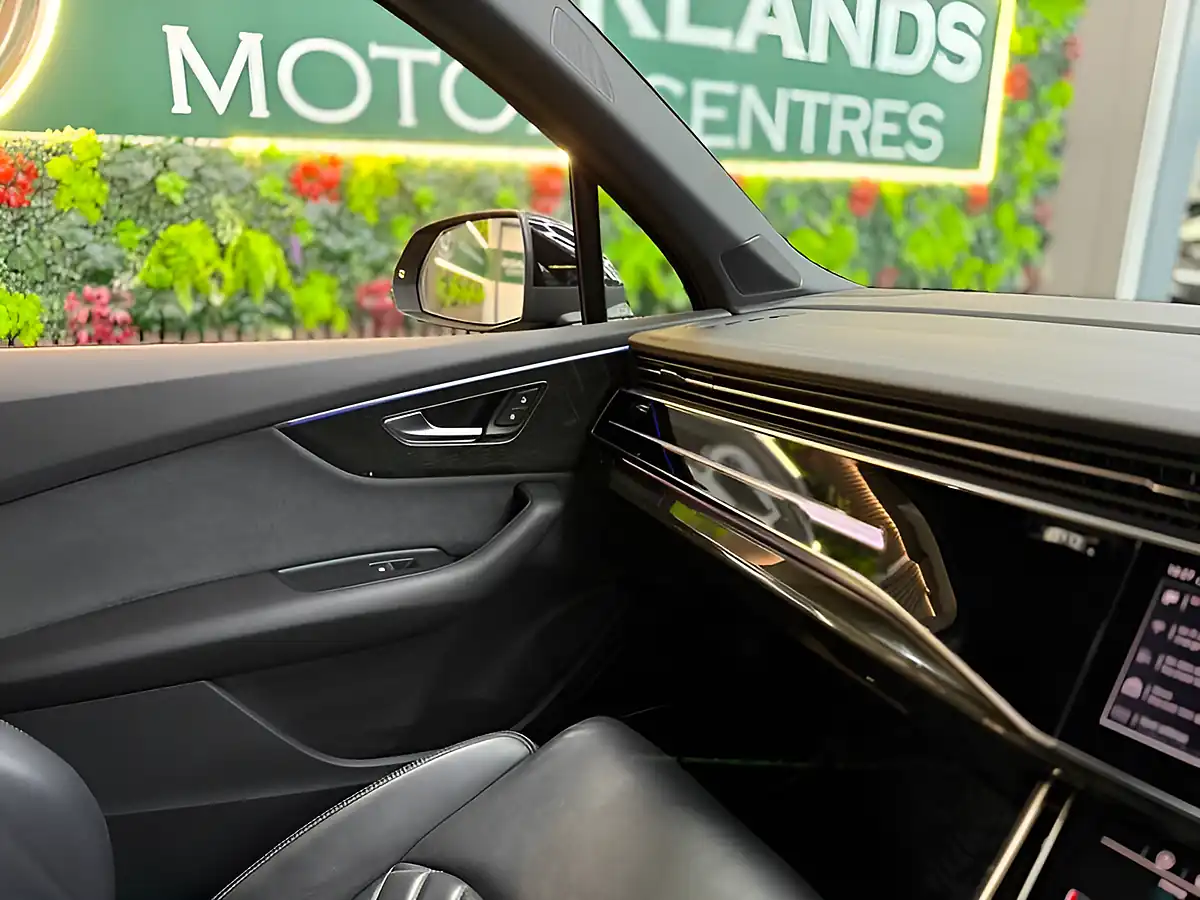 Used 2024 Audi SQ7 Black Edition Grey - Interior and Exterior details 11